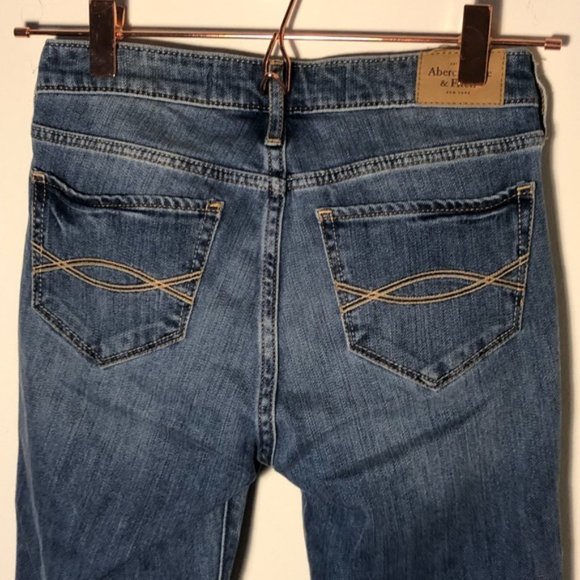 A&F Abercrombie the Skinny Boot Jean - Picture 4 of 7